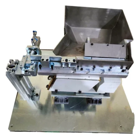 Auto Screwing Machine